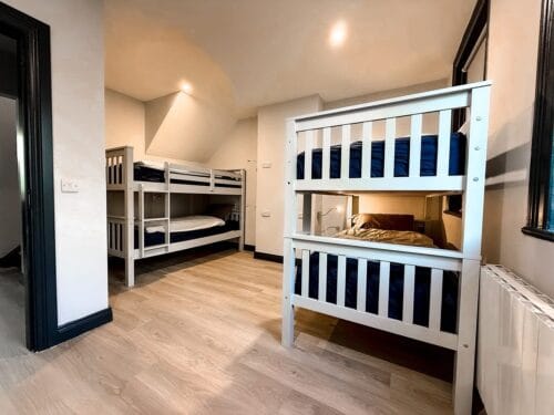 679110fc35d0f_IMG_R_0022